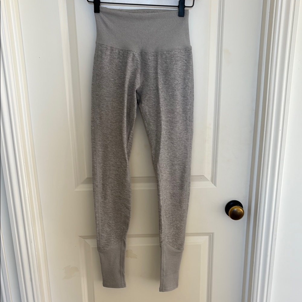 ALO Yoga Gray High-Waisted Alosoft Legging